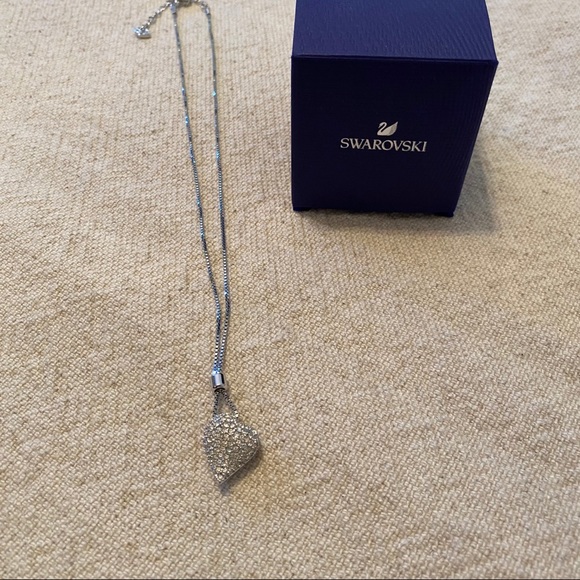 SWAROVSKI Adjustable Heart Pendant Necklace - Picture 2 of 4